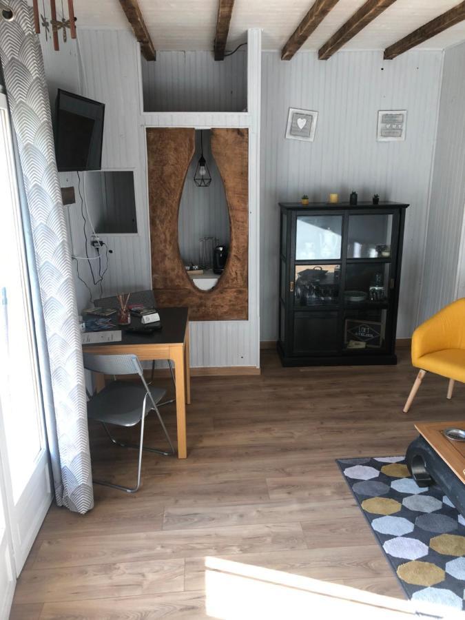 Les Vieille Tuiles Apartamento Cudos Exterior foto